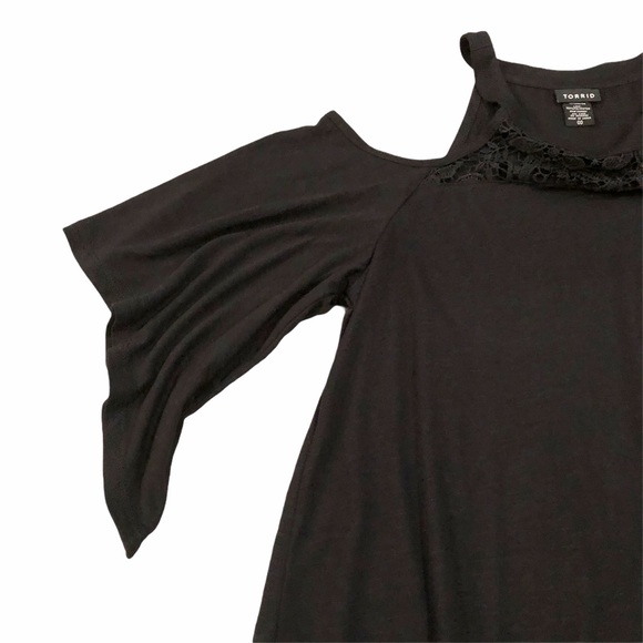 Torrid Crochet Cold Shoulder Top - Picture 8 of 9